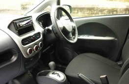 Mitsubishi i-MieV, interior