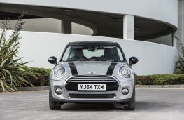 MINI Cooper SD 5-door, front