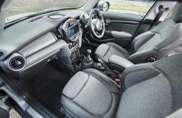 MINI Cooper SD 5-door, interior