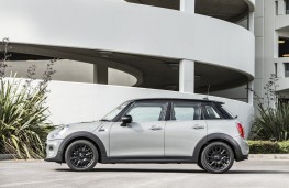 MINI Cooper SD 5-door, side