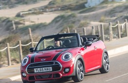 Mini Cooper S Convertible, front