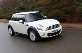 MINI One D, front