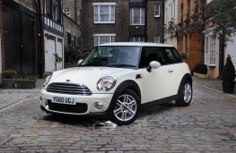 MINI One D, front