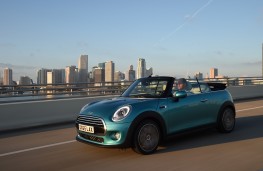 MINI Convertible 2015, side