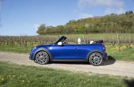 MINI Convertible 25th Anniversary Edition, 2018, side