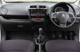 Mitsubishi Mirage, interior