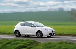 Alfa Romeo MiTo, side