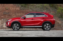 Mitsubishi Eclipse Cross, side