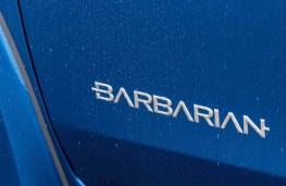 Mitsubishi L200 Barbarian, badge