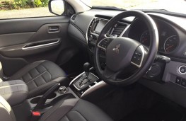 Mitsubishi L200 Barbarian, interior
