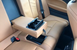BMW M240i, 2017, rear armrest