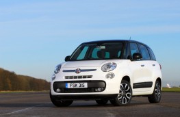 Fiat 500L MPW, front