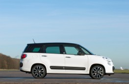 Fiat 500L MPW, side