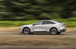 Mazda, Mazda6e, 2025, side