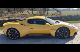Maserati MC20, 2025, side