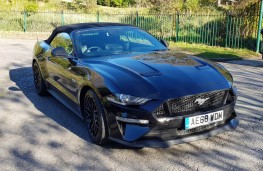Ford Mustang 5.0 V8 GT Convertible, profile