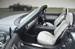 Mazda MX-5, 2011, interior