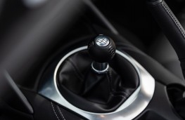 Mazda MX-5 Roadster, 2026, gear lever