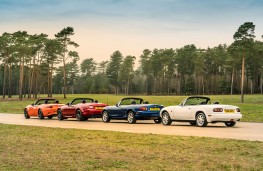 Mazda MX-5, 2025, range line up, side
