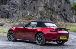 Mazda MX-5, 2018, rear