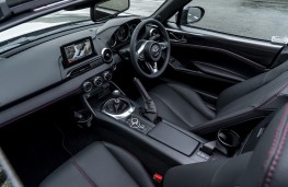 Mazda MX-5 RF, 2018, interior