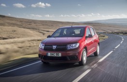 Dacia Sandero, front