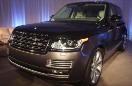 Range Rover SVAutobiography, New York Auto Show 2015