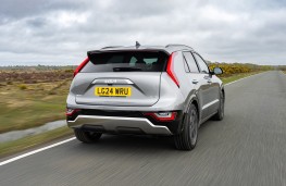 Kia Niro PHEV, 2025, rear