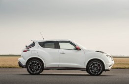 Nissan Juke Nismo, side