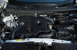 Nissan Juke Nismo RS, engine