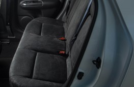 Nissan Juke Nismo RS, rear seats