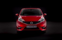 Nissan Note 2013 red 