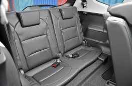 Nissan Qashqai+2, rear seats