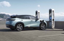 Nissan Ariya, 2026, charging