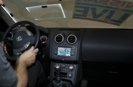 Nissan Qashqai, blind driving exercise, view inside car