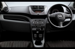 Nissan, Pixo, Interior