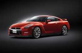 Nissan GT-R, profile