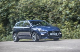 Hyundai i30 N Line, 2018, side, action