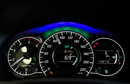 Nissan Note, instruments showing Safety Shield detail