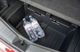 Nissan Note, boot, underfloor storage