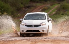 Self-cleaning Nissan Note