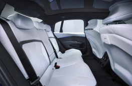 BMW i3, 2026, rear seats