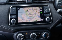 Nissan Micra N-Sport, 2019, display screen