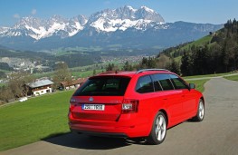 Skoda Octavia Estate, rear