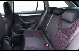 Skoda Octavia Estate, 2016, rear seats