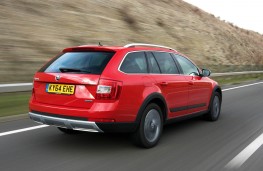 Skoda Octavia Scout 2.0 TDI DSG, rear