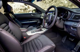 Kia Optima Sportswagon GT Line S, interior