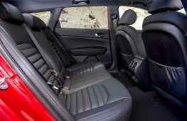 Kia Optima Sportswagon GT Line S, rear seats