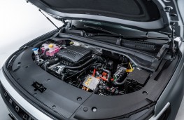 Omoda 9 SHS, 2026, engine