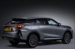 Omoda 9, 2025, rear